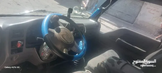  4 سيارة بينجو للإيجار