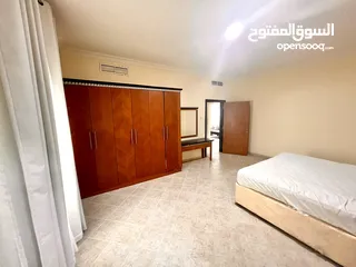  11 For rent in Juffair spacious apartment  للإيجار في الحفير شقه واسعه غرفتين وصاله