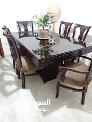  1 طاولة سفرة للبيع