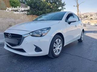  2 مازدا زوم 2 موديل 2016 للبيع بحاله الوكاله استخدام شخصي