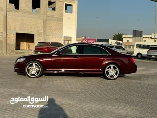  3 Mercedes Benz S-350 AMG 2011 (Maroon)