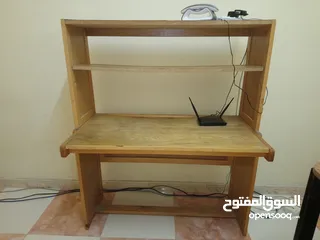  1 WOODEN TV STAND