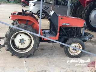 4 تركتور (kubota) للبيع