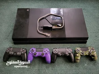  2 جهازين PS4 Fat مهكرة إصدارات 11.00 مع تخزين 500GB مع يدين تحكم والقطعة حق التهكير والالعاب ضمان شهر