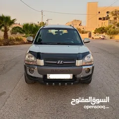  2 جيب هونداي توسان 2007 ديزل 20 صباب أوتوماتيك مع فتحة سقف