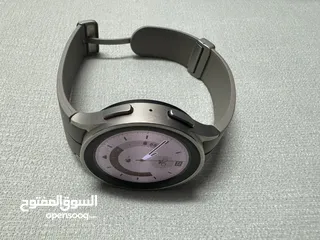  5 Galaxy Watch 5 Pro  للبيع بكامل أغراضها بحالة ممتازة