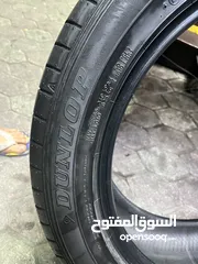  1 Dunlop 235/50 R18