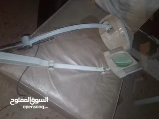  2 اجهزة ليزر بارد و اجهزه تانيه للبيع