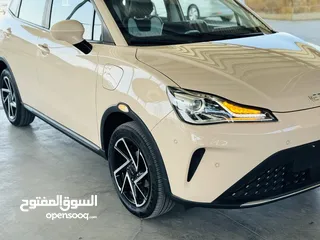  3 نيتا ايه Aya موديل 2023 برو اعلى صنف ممشى 8 الاف شبه زيرو لون بيج سقف اسود