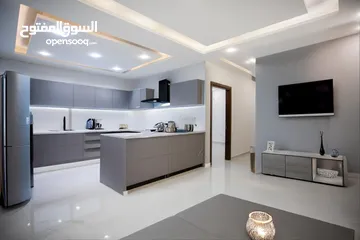  3 شقة فاخرة للبيع في اجمل مواقع  الجبيهة مساحة 150م طابق اول من المالك بسعر مغرري