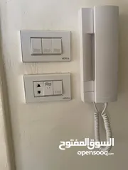  2 روف فارغ للإيجار