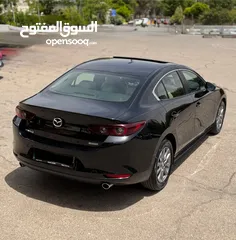  13 مازدا زوم 3 SkyActive مايلد هايبرد 2023 وارد الخياط عداد 43 ألف فقط كرت ابيض