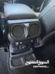  14 Jeep wrangler rubicon unlimited  الحبة الوحيدة والمميزة بالاضافات في البلاد