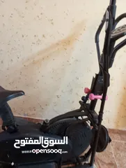 12 جهاز كروس و بسكليت رياضي بنفس الوقت امريكي شركة World Fitness النوع المستخدم الاندية الرياضية