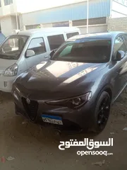  5 Alfa Romeo Stelvio 2022