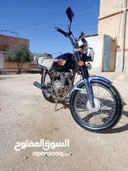  1 دراجه سوزوكي للبيع