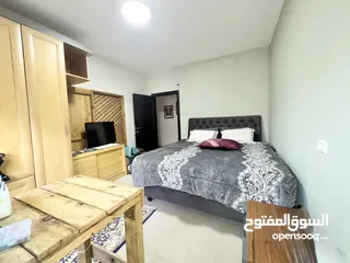  11 قرب مطعم لازورد