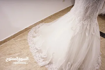  12 بدلات عرايس جديده و شبه جديده للبيع