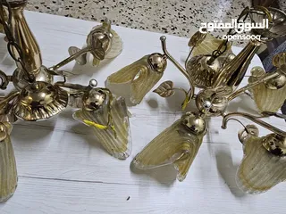  1 ثريتان لغرف المجلس او النوم.
