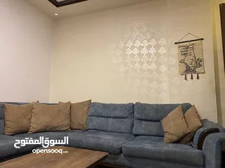  2 كورنر كبير