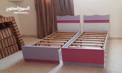  8 سرير مفرد - تخت مفرد