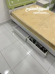  6 للبيع غرفه نوم لشخص واحد