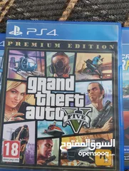  7 بلاستيشن 4 بحالة ممتازة جدا للبيع
