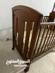  3 تخت / سرير طفل