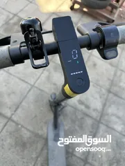  1 سكوتر كهربا