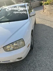  3 هيونداي XD موديل 2000 للبيع