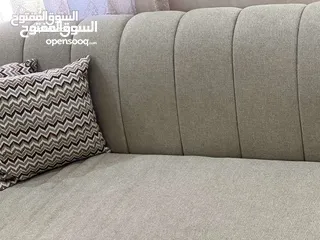  3 كورنر كبير يتسع ل 16 شخص تفصيل دانلوب مريح شبه جديد ولا نقره للبيع في قرية النخيل