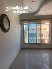  8 عيادة عدد 2 مفتوحين على بعض للبيع في الخالدي - REF : 45011