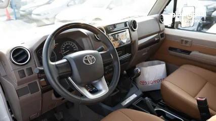  5 Toyota Land Cruiser Hard Top LC 71 4.0L V6 3 DOORS PETROL 2022