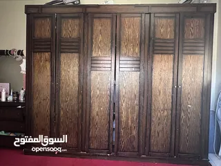  1 غرفه نوم اطفال خزانه + مكتب + بيرو +2 سرير