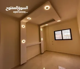  8 مزرعة 8 دونمات وبناء حجر فاخر 162 متر عمر البناء 5 سنوات