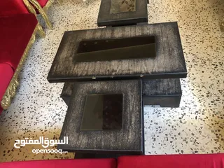  7 طربيزات خشب مستعمل بسعر مغري