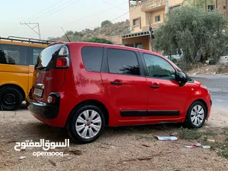  14 ستروين بيكاسو C3 موديل 2016غيار اتومتيك  ماتور 1600بنزين اصل برايفت فل اضافات فتحة سقف  بنوراما شرك
