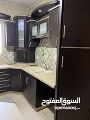  1 شقة ارضية مع حديقة ومدخل خاص