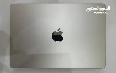  1 Apple MacBook Air 13"