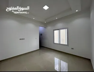  8 فيلا في حي سكني راقي