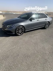  17 E200  MERCEDES 2021  NIGHT PACKAGE