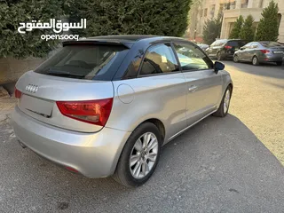  4 Audi A1 Sportback 2011