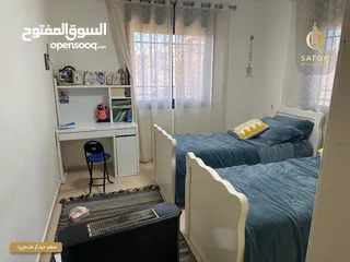  7 شقة شبه أرضية مع ساحة خارجية واطلالة للبيع في الارسال