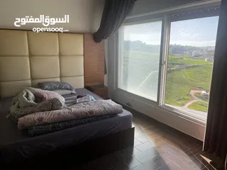  26 شقة مفروشه روف دوبلكس 3 غرف نوم مع إطلاله رائعة ربوة عبدون
