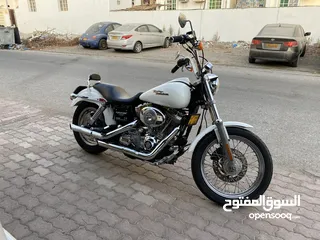  2 Harley Davidson Dyna 2005 superglide