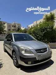  3 كيا برايد 2007 متور 1600 بنزين حساسات خلفيه تحكم ستيرنج تدفئة كراسي فحص نظيف