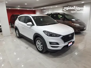  2 Hyundai Tucson 2020 for sale white in excellent condition