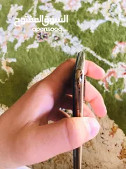  8 iPhone XS 256 gb 87 battery health and back camera not working