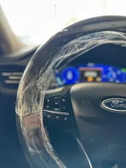  17 Ford Escape 2020 Titanum hybrid أمكانية التقسيط من المالك مباشرة