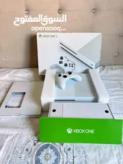  1 WARRANTY Xbox One S 1TB - Mint Condition Scratchless